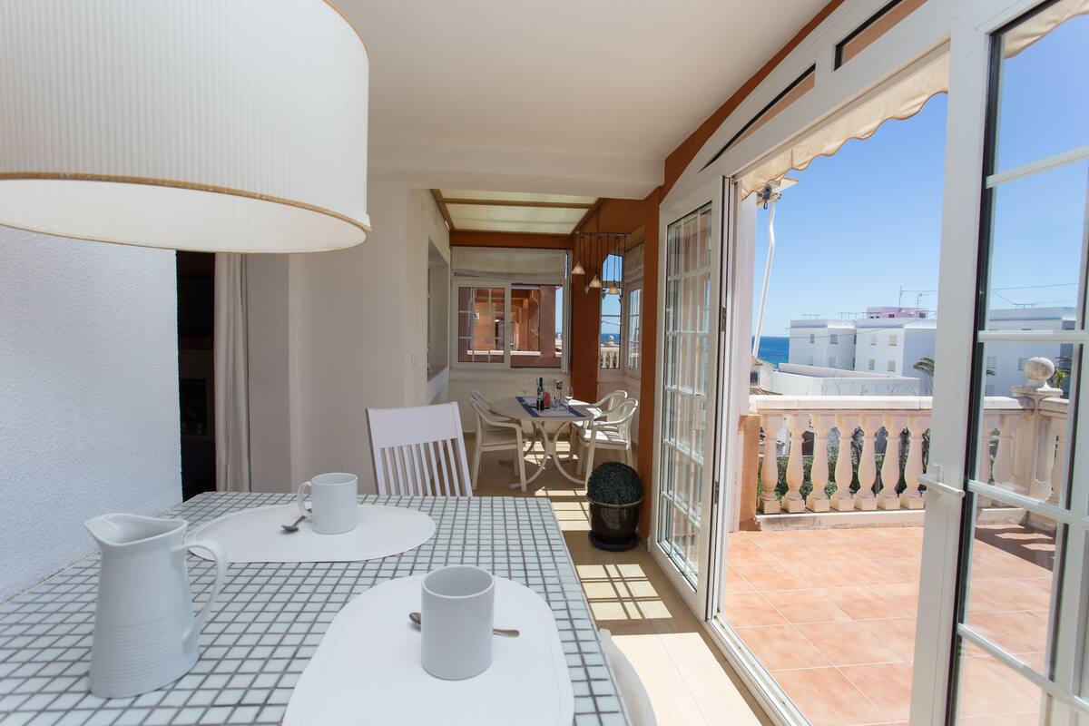 Penthouse, 3 Bedrooms, Terrace, Sea View | Living room | Flat-screen TV