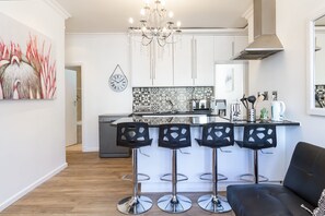 Premier Apartment, 2 Bedrooms, Beach View | In-room dining - Bay Point C10 (Cape Town)