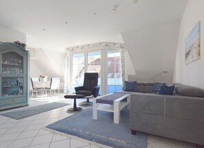 TV, DVD-spiller og stereoanlegg