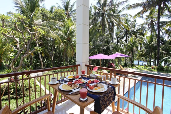 Breakfast area - Suarsena Ubud (Ubud)