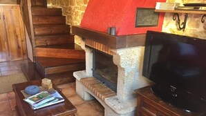 Fireplace - Na' Bolera (Nava)