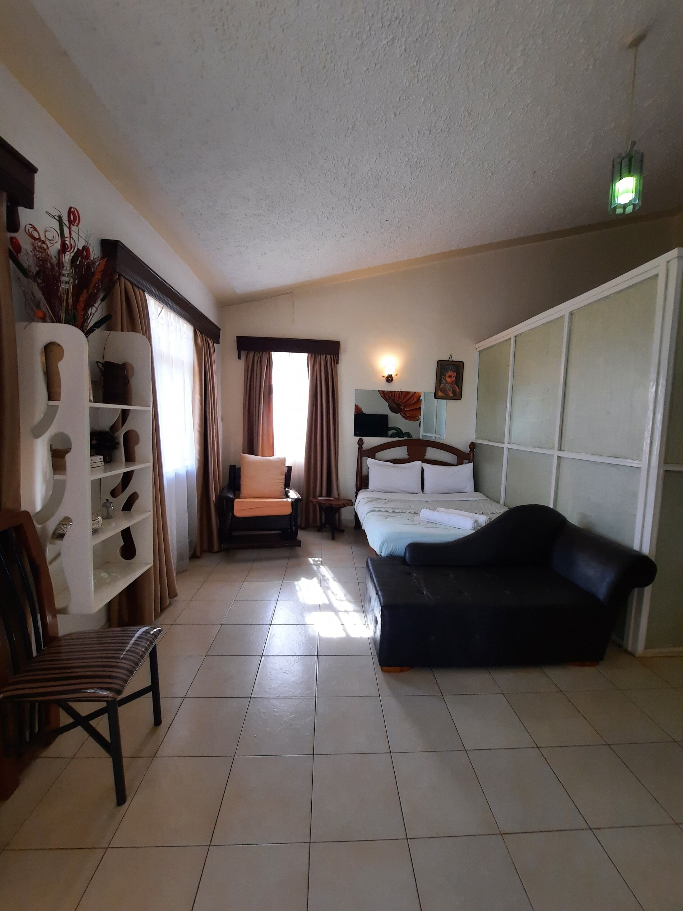 Bonsai Villa Homestay in Nairobi Book on