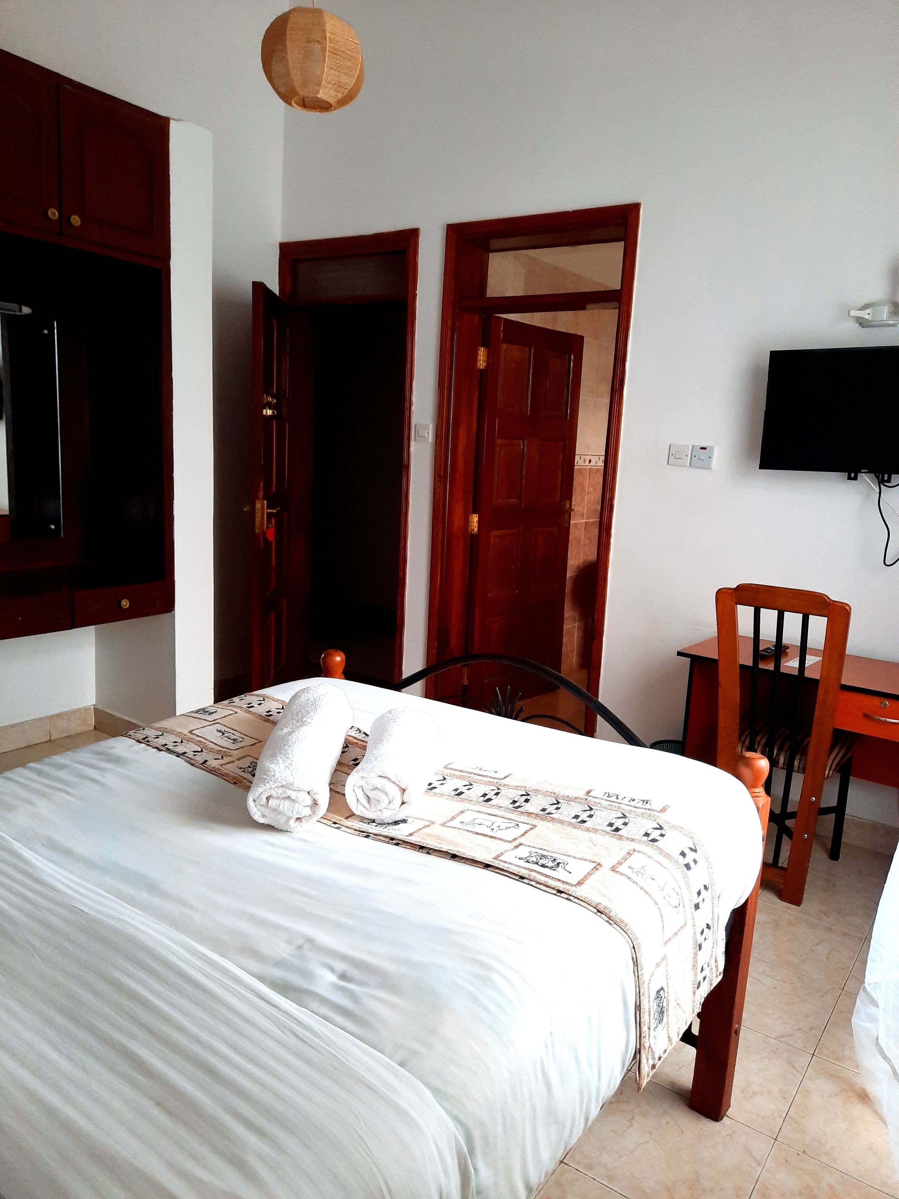 Bonsai Villa Homestay in Nairobi Book on