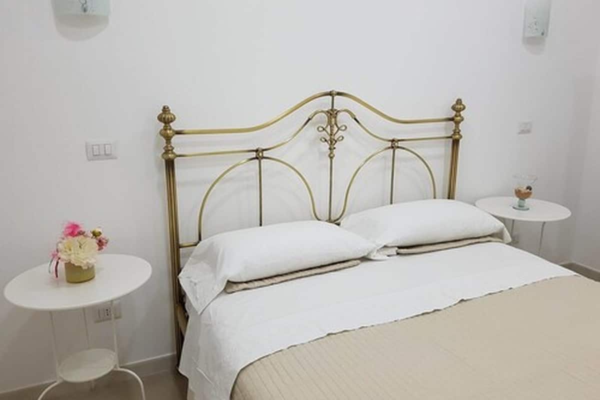 Chambres insonorisées, lits bébé (gratuits), draps fournis