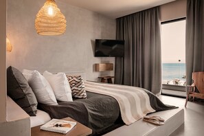 Minibar, caja fuerte, sistema de insonorización