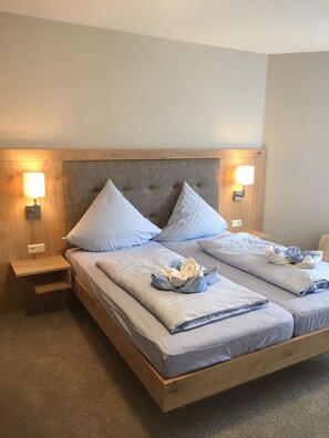 Apartamento (Ettelsberg) | Cunas gratuitas, wifi gratis, ropa de cama