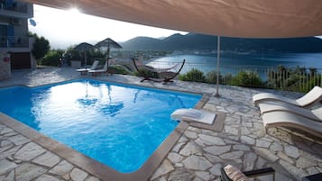 Piscina externa