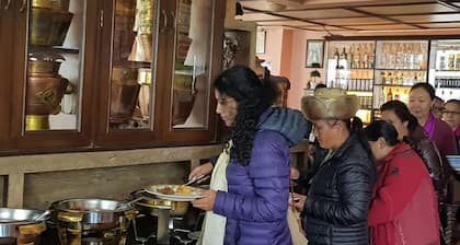 Everest Mountain Home