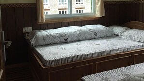Deluxe Double or Twin Room, 1 Double Bed, Mountain View - Everest Mountain Home (Lukla)