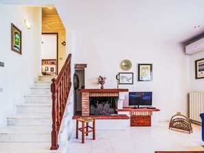 Interior - Stunning private villa for 6 people with WIFI, A/C and TV (Pietrasanta)