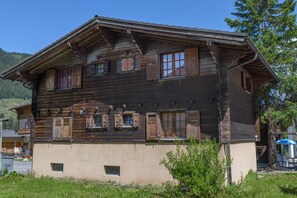 Fachada del alojamiento