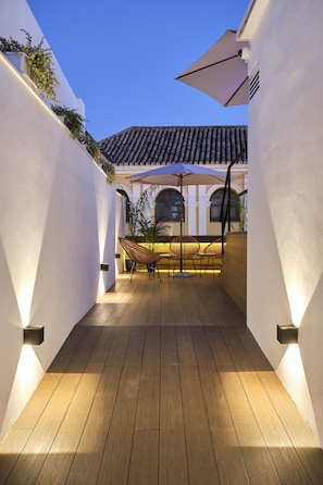 Rooftop terrace - Sweet Sevilla Suites (Seville)
