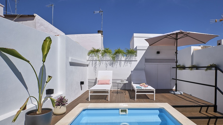 Sweet Sevilla Suites