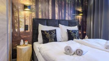 Apartment | Iron/ironing board, free WiFi, bed sheets