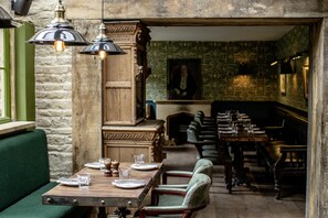 Restaurant - The Swan Inn (Chipping Norton)