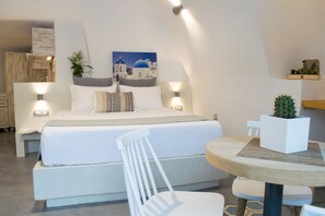 House, 1 Double Bed with Sofa bed, Jetted Tub (Canava) - Stoa Cave Villas (Santorini)