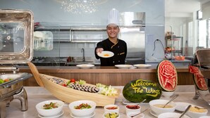 Frokost, lunsj og middag serveres