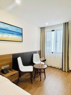 标准双人房 (with Window) | 露台