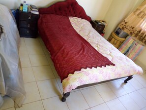 Familjehus | 2 sovrum, unika möbler, gratis wi-fi och sängkläder