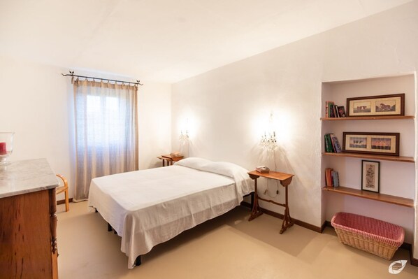 2 Schlafzimmer, Bügeleisen/Bügelbrett, Internetzugang, Bettwäsche