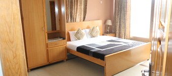 Grandeur Hotel Muzaffarabad