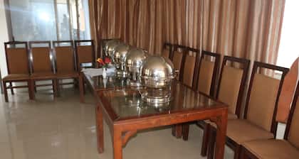 Grandeur Hotel Muzaffarabad