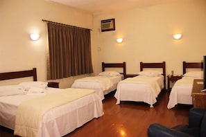 1 chambre, literie hypoallergénique, minibar, bureau