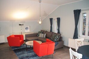 Apartment | Ruang tamu | TV 