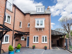 Exterior - Angel Mews (Poole)