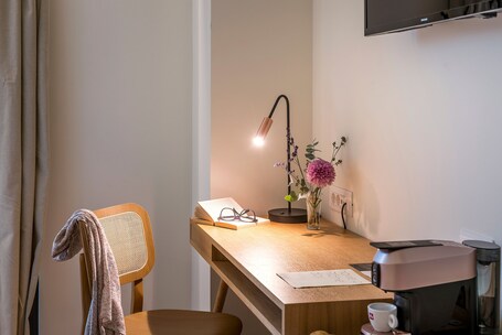 Niche Hotel Athens - Image 15