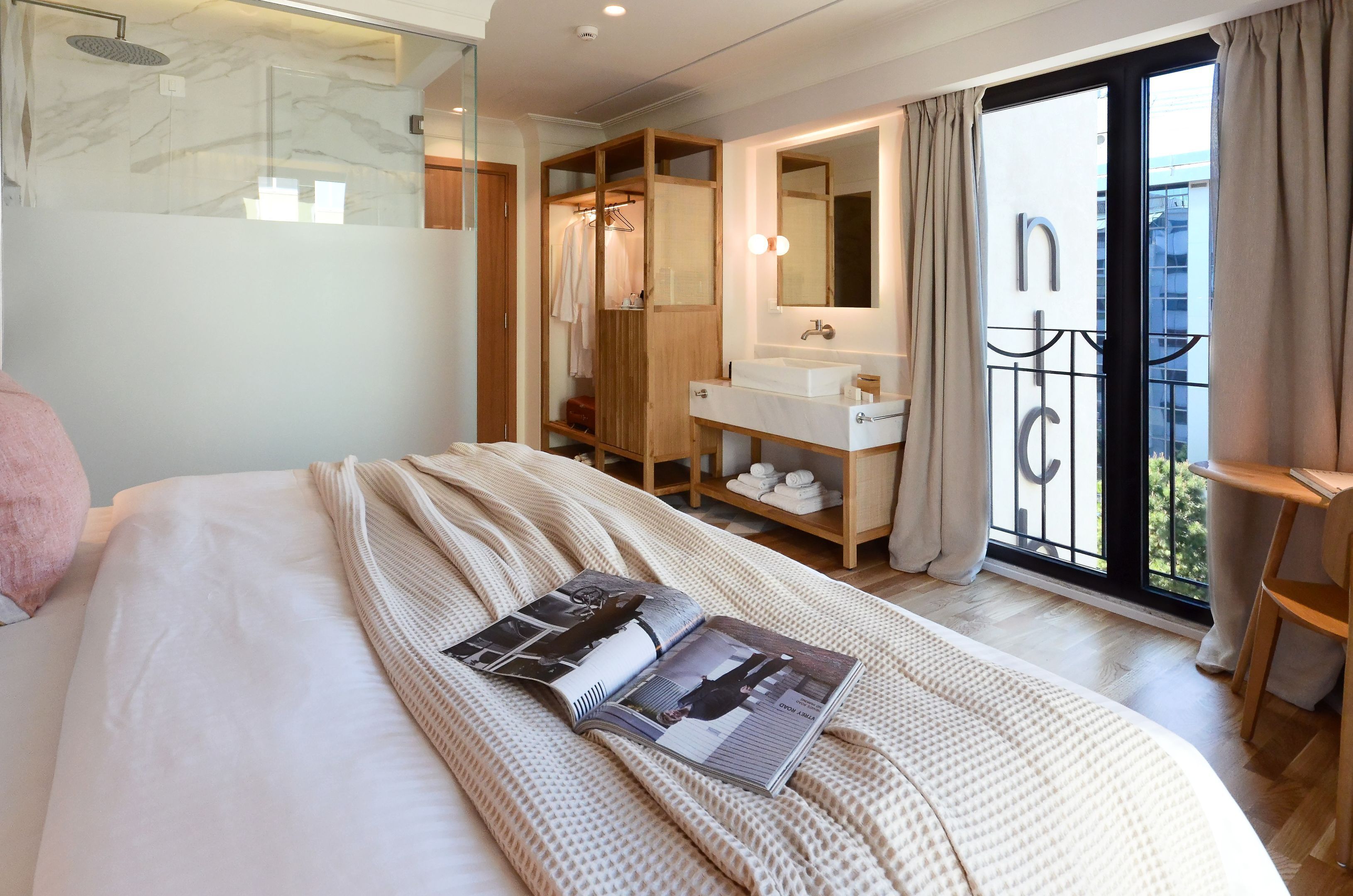 niche acropolis view room | 1 bedroom, premium bedding, down duvets, free minibar