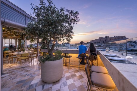 Niche Hotel Athens - Image 16