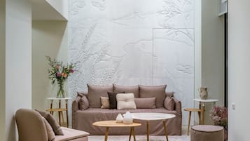 Sala de estar en el lobby