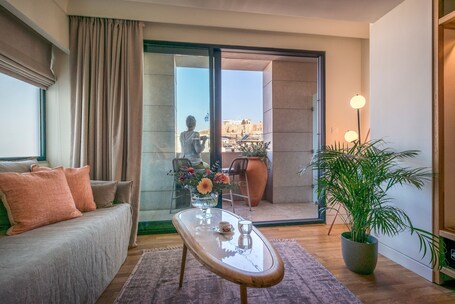 Niche Hotel Athens - Image 12
