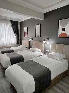 Standard Triple Room, 3 Twin Beds | Desk, free WiFi, bed sheets - Hali Hotel (Istanbul)