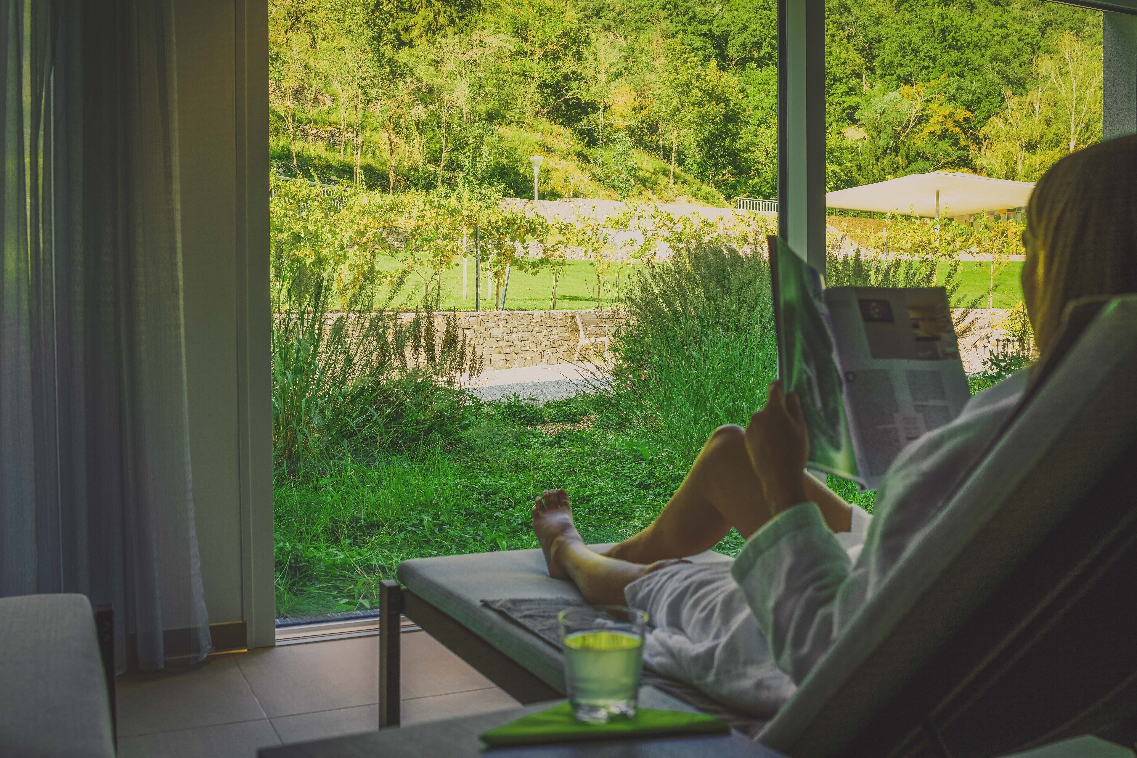 Sauna, body treatments, aromatherapy, deep-tissue massages, body wraps