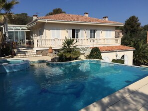 Voorkant van accommodatie