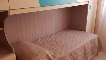 2 Schlafzimmer, Bügeleisen/Bügelbrett, WLAN, Bettwäsche