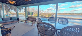 Miljoonan dollarin näkymä, lähellä kaikkea