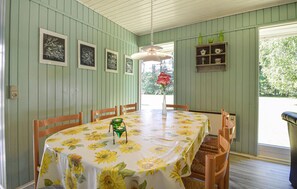Dining - 3 bedroom beautiful home in Ans By (Ans By)