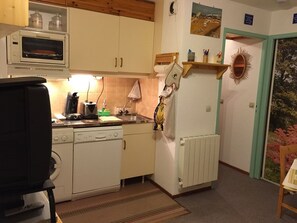 Fridge, microwave, dishwasher, toaster