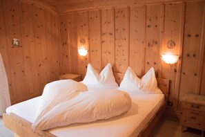 1 bedroom, hypo-allergenic bedding, down duvets, in-room safe