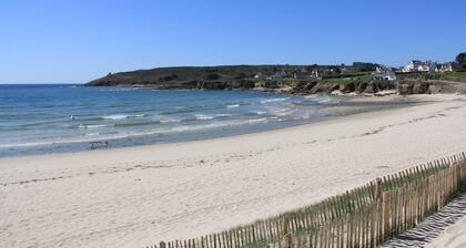 100 m vom Strand Loc'h, Ferienhaus in der Nähe der Pointe du Raz