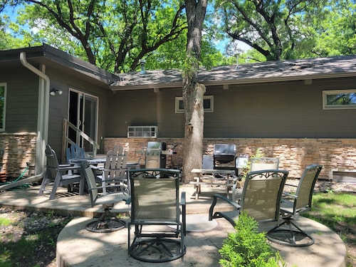 Your Family Vacation Starts Here, Less than a Mile from Arnold's Park!