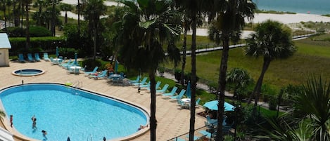 Piscina externa, piscina aquecida