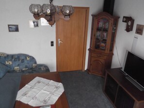Televisión, libros y estéreo