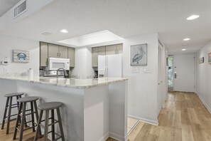 Fridge, microwave, oven, stovetop - Hidden Dunes First Floor Cottage Steps from the Pool, Rare 1 Bedroom, 2 Bathroom (Miramar Beach)