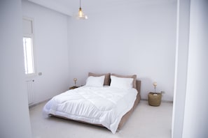 Appartement Deluxe, vue sur la ville | Décor unique, ameublement unique, bureau, rideaux d’obscurcissement
