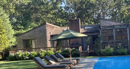 East Hampton -laiva taivas, lämmitetty uima-allas ja 3 minuutin ajomatka kylään