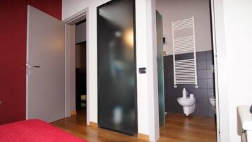 Villa, piscine privée | Rideaux occultants, chambres insonorisées, lits bébé (gratuits)